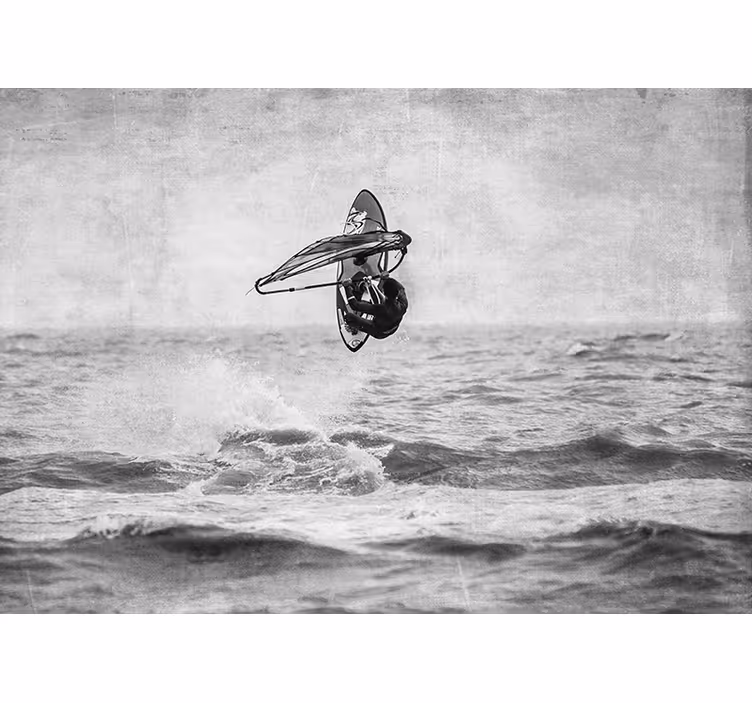 Raambekleding slaapkamer windsurf zwart en wit - TenStickers