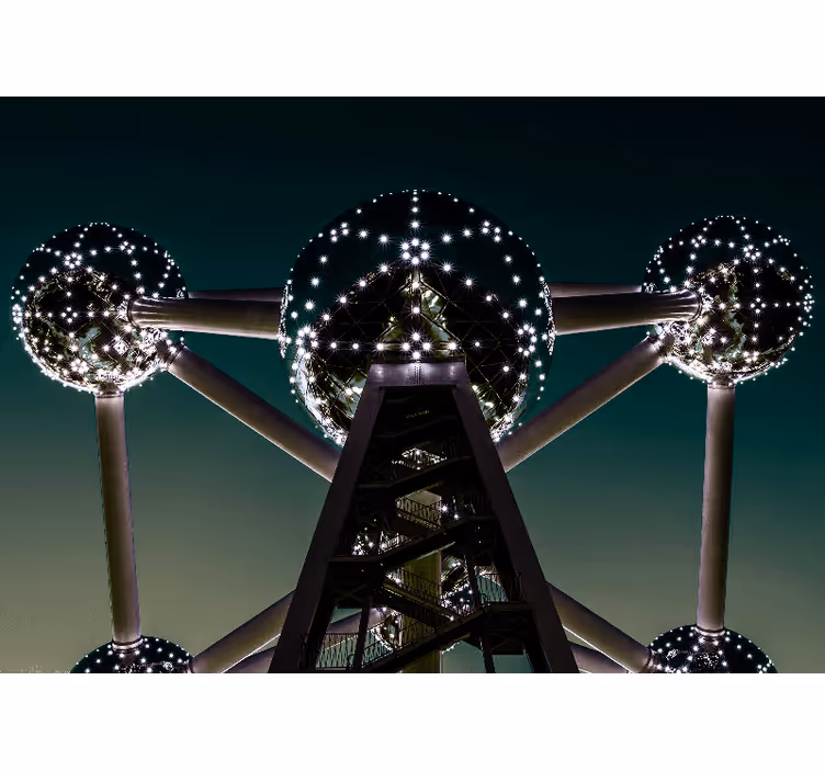 Structuur van het atomium in brussel fotobehang stad - TenStickers