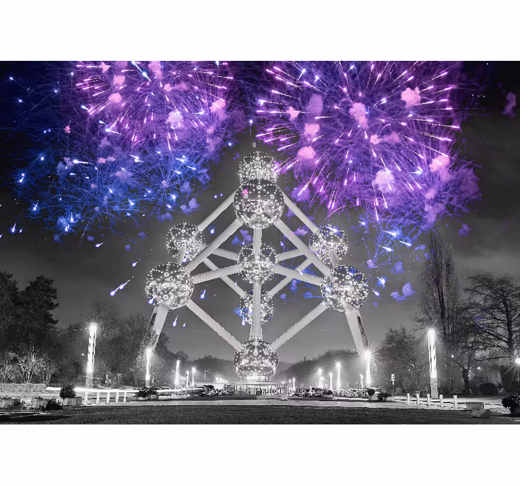 Atomium vuurwerkshow fotobehang stad - TenStickers