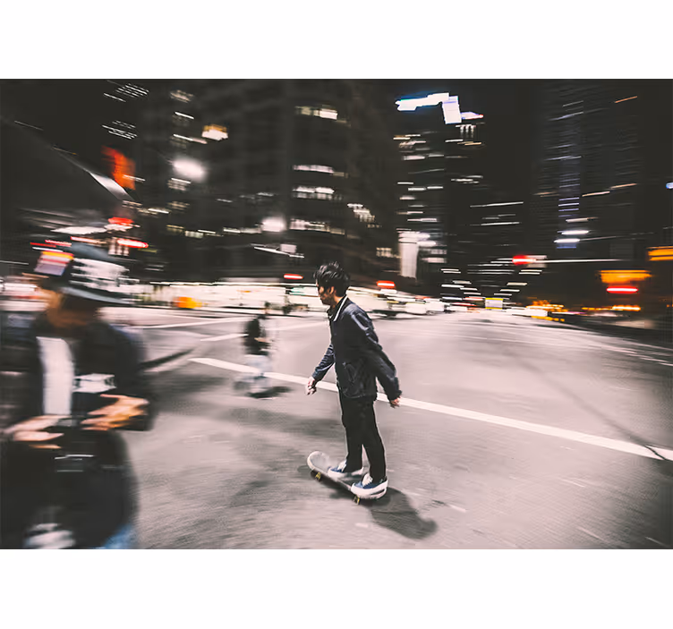 Fotobehang stad urban night skate - TenStickers