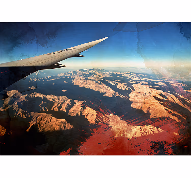 Fotobehang voertuigen luchtfoto berglandschap - TenStickers