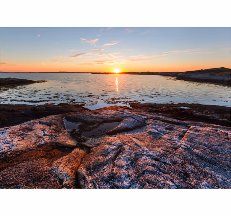 Fototapet landschap serenade zonsondergang over water - TenStickers