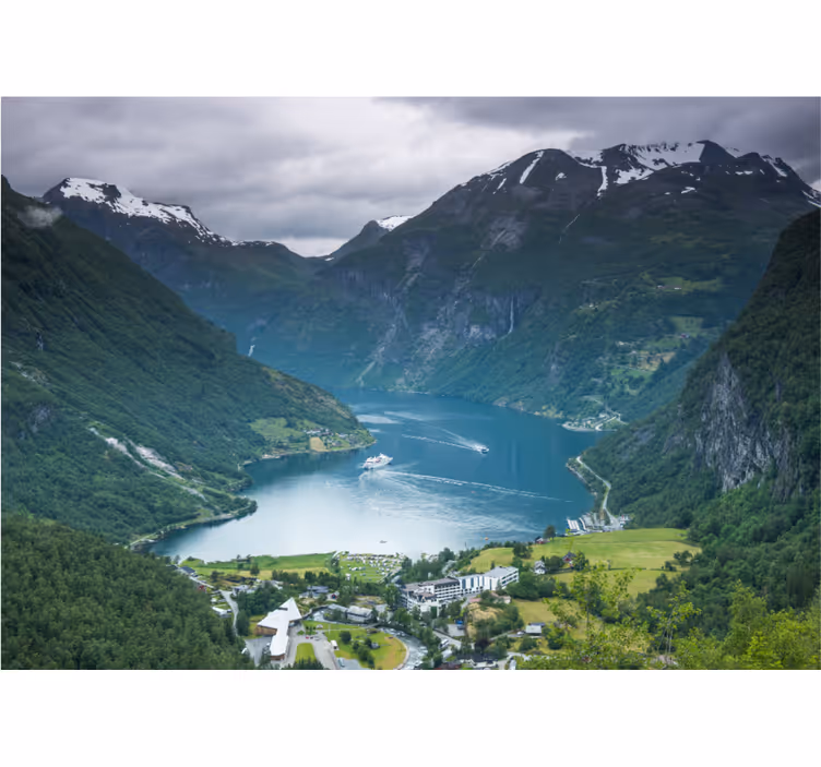 Fototapet landschap adembenemende fjorduitzichten - TenStickers