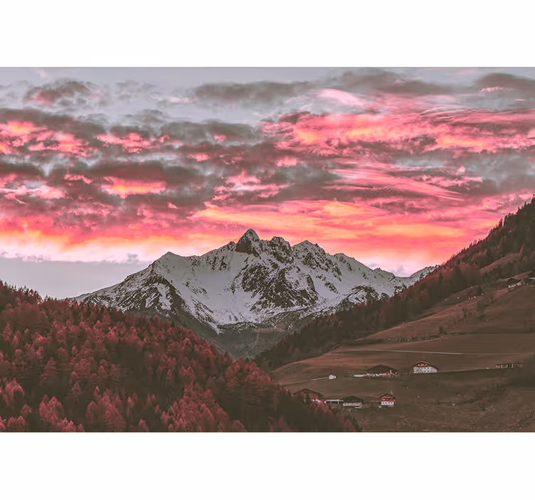 Fotobehang bergen adembenemende bergzonsondergang - TenStickers