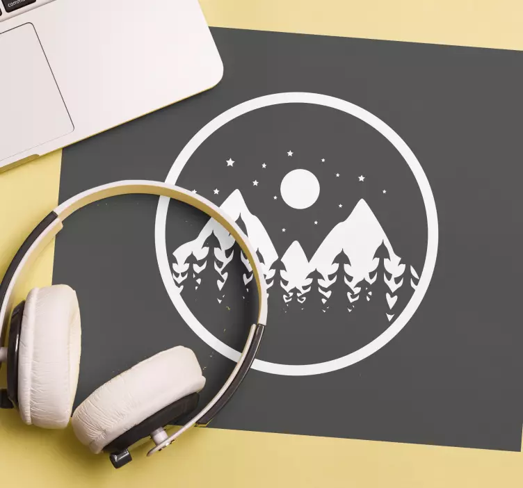 Gaming muismat berglandschap uitzicht - TenStickers