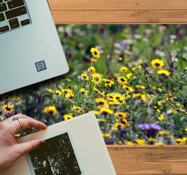 Originele muismat met levendige bloemenachtergrond - TenStickers