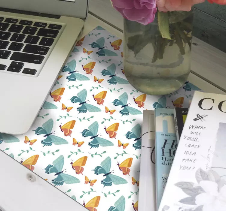 Patronen muismat kleurrijke vlinder arrangement - TenStickers