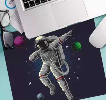 Gaming muismat astronaut zwevend in de ruimte - TenStickers