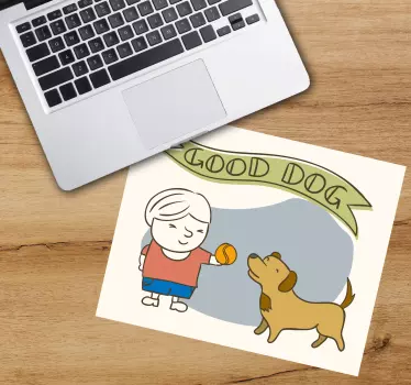 Muismat met naam blij kind aan het spelen - TenStickers