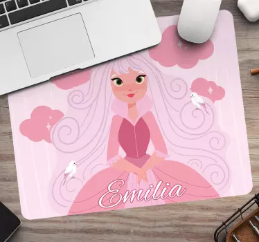 Muismat met naam fantasy karakter illustratie - TenStickers