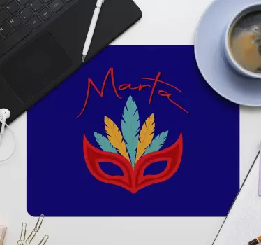 Muismat met naam kleurrijk veer masker - TenStickers