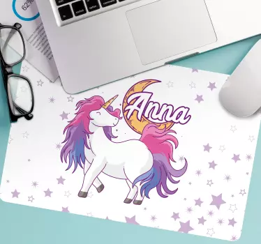 Muismat met naam speelse eenhoorn ontwerp - TenStickers