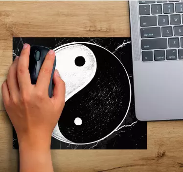 Muismat met naam yin yang symbool - TenStickers