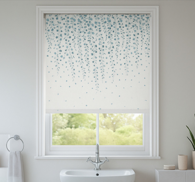 Blauwe bloemen waterval raambekleding badkamer - TenStickers
