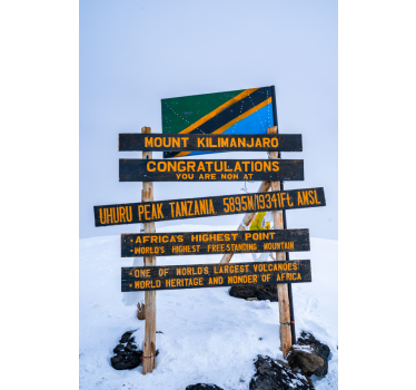 Rolgordijn woonkamer kilimanjaro sign - TenStickers