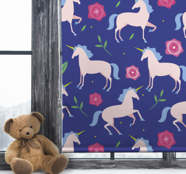 Eenhoorns en bloemen rolgordijn kinderkamer - TenStickers