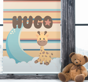 Giraffe met wolken babykamer rolgordijn - TenStickers