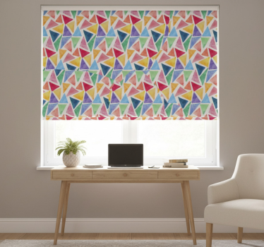 Raambekleding slaapkamer kleurrijk driehoekmotief - TenStickers