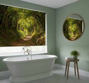 Rolgordijn bomen betoverend bos muurdecor - TenStickers