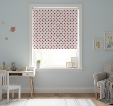 Rolgordijn kinderkamer kattenpootjes en hartjesdesign - TenStickers