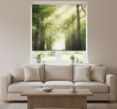 Rolgordijn woonkamer groen bos met de zon - TenStickers