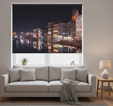 Rolgordijn woonkamer opole night time - TenStickers