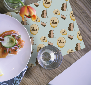 Egel met ballonnen met naam kinder placemat - TenStickers