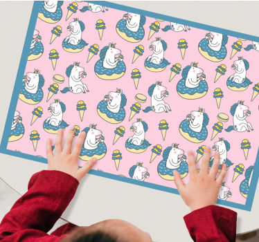 Kinder placemat eenhoorns genieten van ijsjes - TenStickers