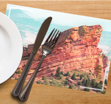 Moderne placemat majestueuze rotsformatie - TenStickers