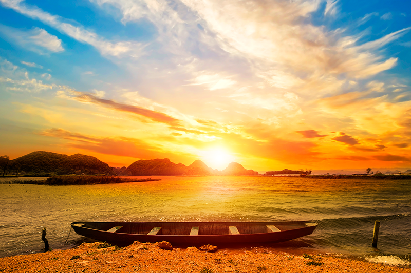 Moderne placemat zonsondergang boven de rivier - TenStickers