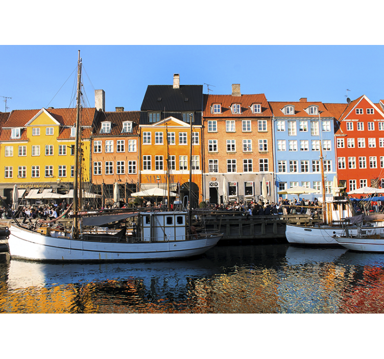 Fotobehang stad levendige woonhuizen aan het meer - TenStickers