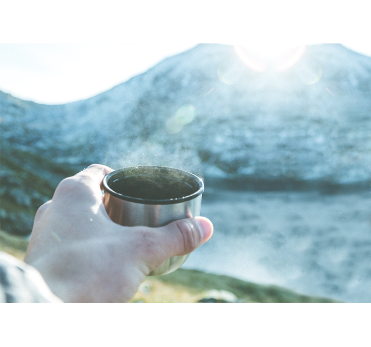 Fotobehang mensen met hand die drankje vasthoudt - TenStickers