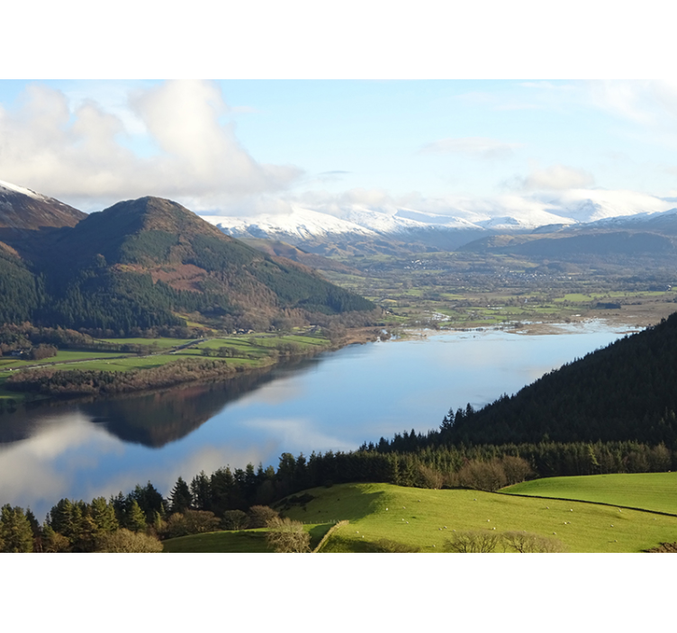 Rustig uitzicht op het meer fotobehang - TenStickers