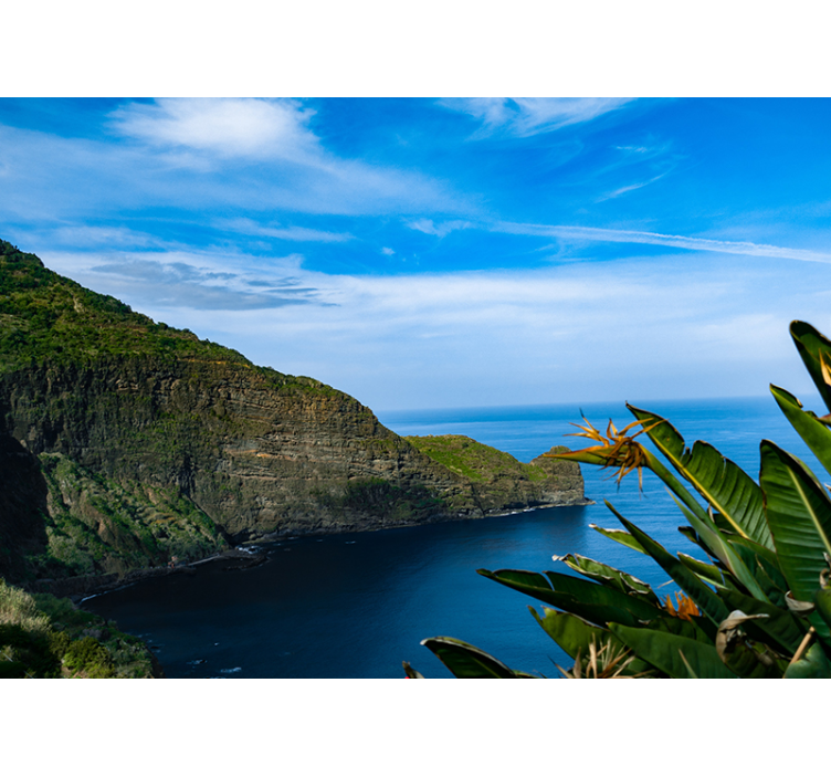 Fototapet landschap zeezicht op bergtoppen - TenStickers
