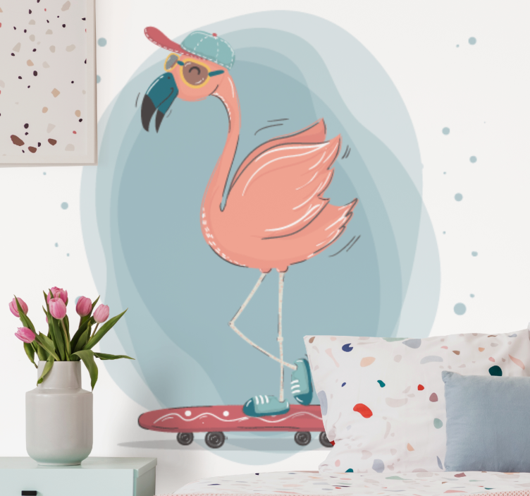 Foto behang dieren flamingo skateboard plezier - TenStickers