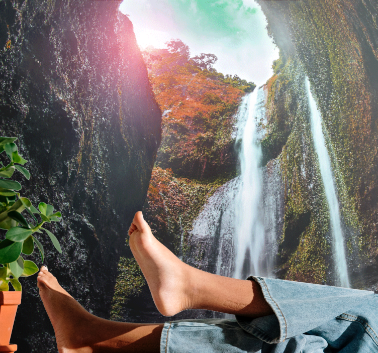 Foto behang waterval majestueuze waterval scenery - TenStickers