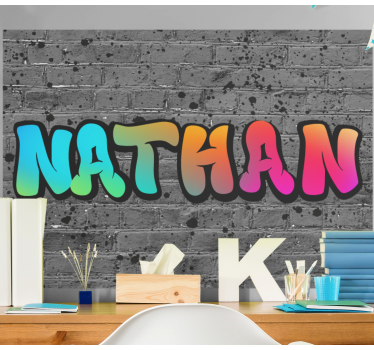 Graffiti fotobehang Regenboognaam in baksteen - TenStickers