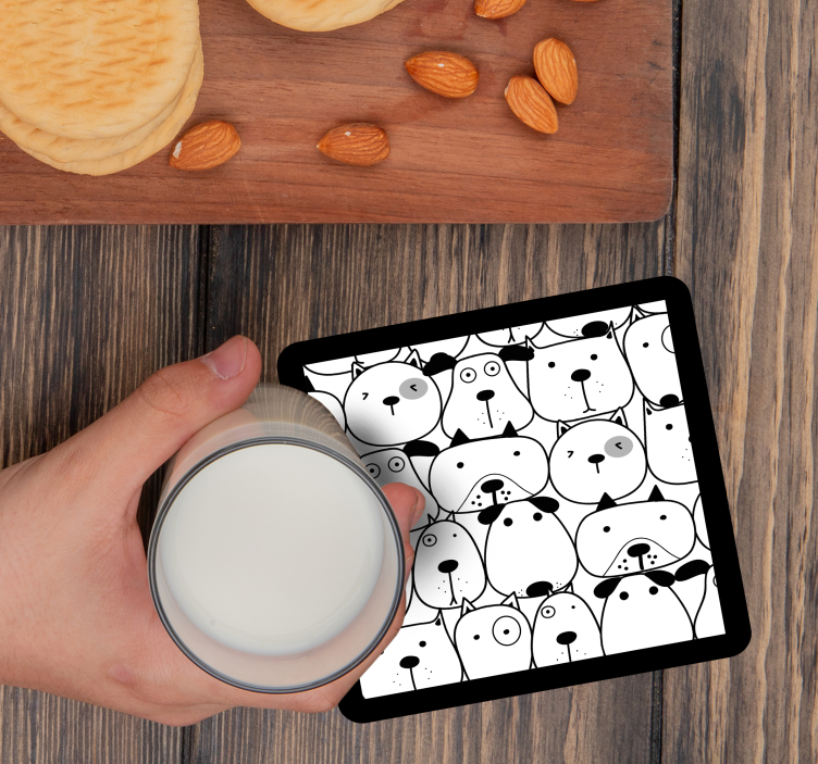 Enge onderzetters met speelse hondengezichten - TenStickers