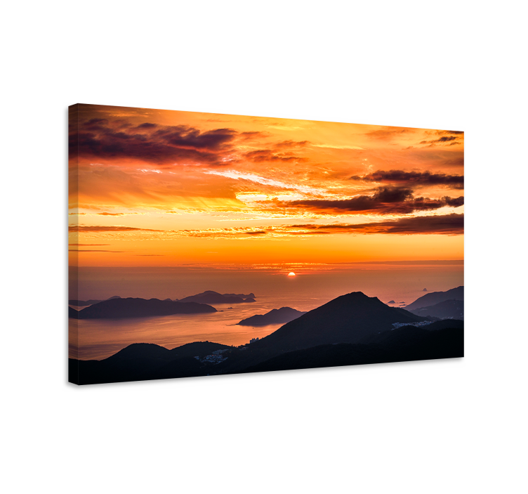 Canvas landschap prachtige zonsondergang boven bergen - TenStickers