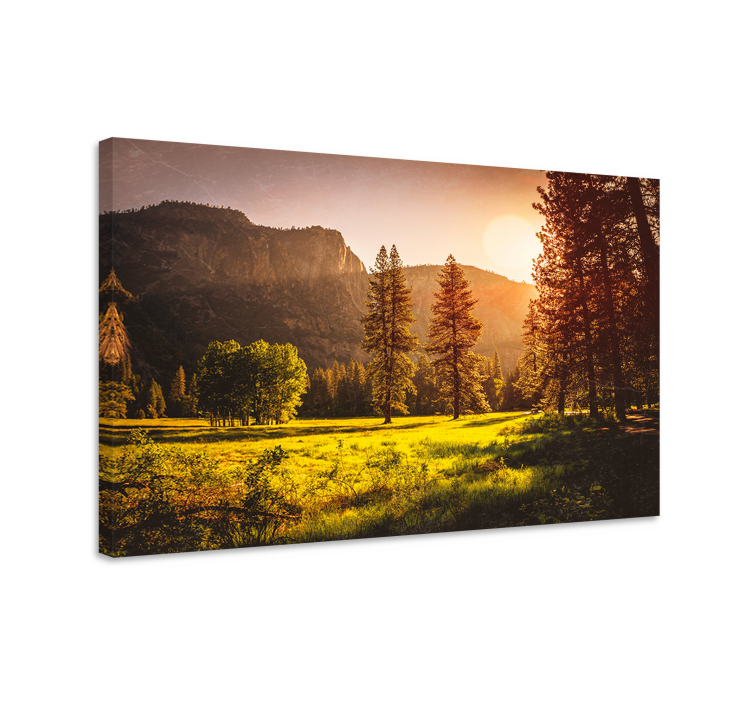Zonsondergang over bergen Canvas landschap - TenStickers