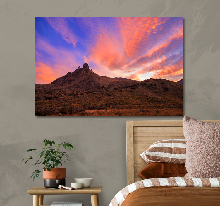 Canvas landschap grote berg schemering - TenStickers