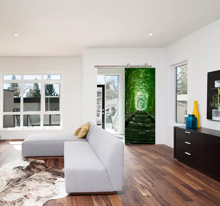 Deursticker met spoor en pad in bos - TenStickers