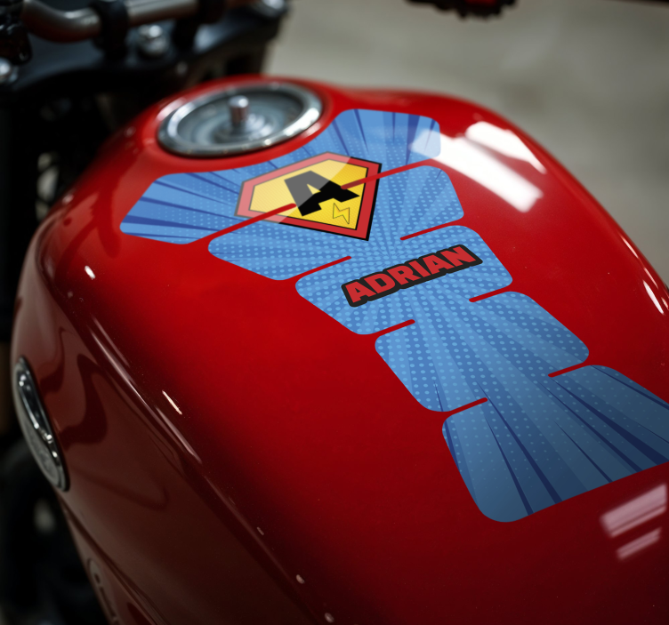 Gepersonaliseerde superheld initiaal motor sticker - TenStickers