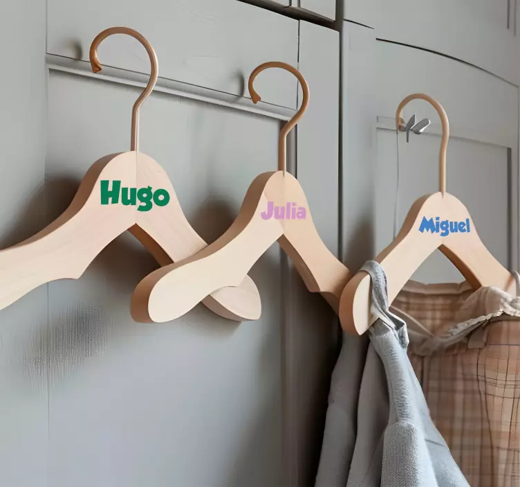 Hanger kinderstijl gepersonaliseerde stickers - TenStickers