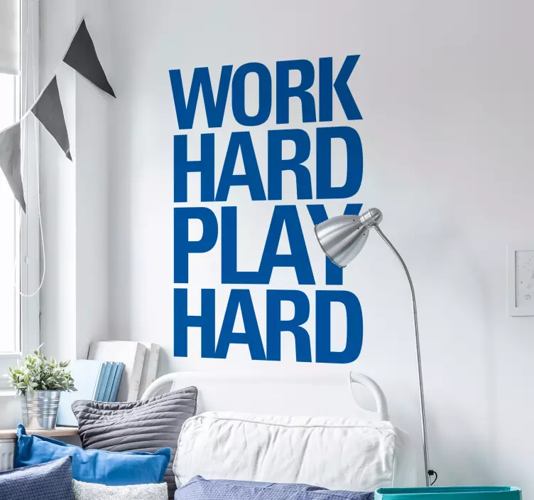 Motivatie sticker work hard play hard - TenStickers