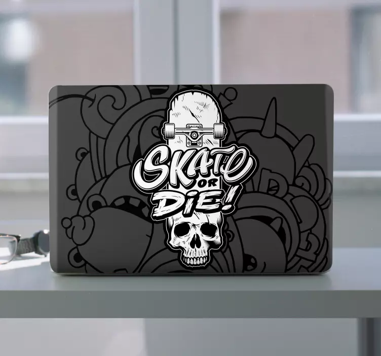 Skateboard schedel illustratie laptop sticker - TenStickers