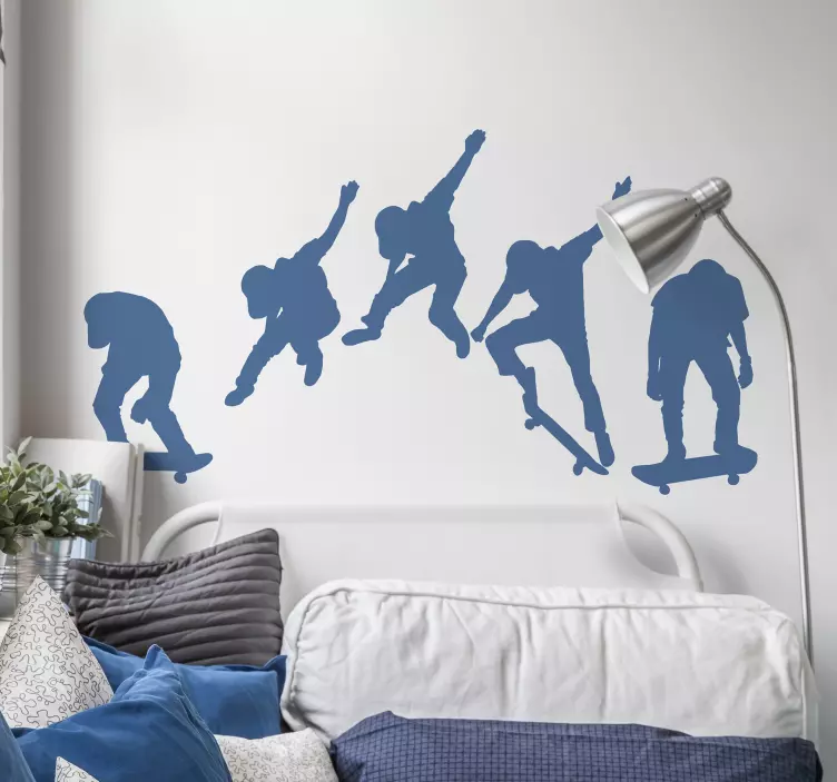 Skateboard springend silhouet sticker extreme sport - TenStickers