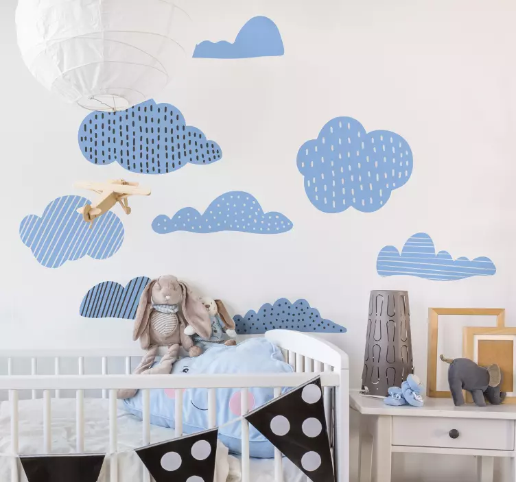 Speelse wolkenopstelling muursticker kinderkamer - TenStickers