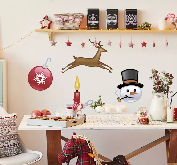 Sticker kerst kerstbal hert kaars sneeuwpop - TenStickers