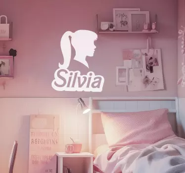 Silhouet meisje met naam sticker laten maken - TenStickers